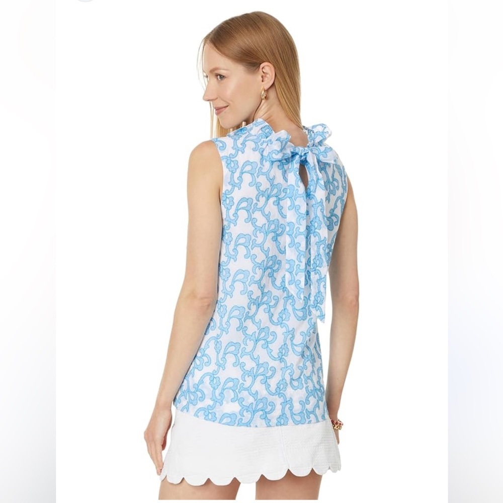 NWOT- Lilly Pulitzer- Dahliana Embroidered Blue and White Top Size Small